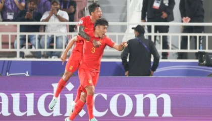 百家乐平台网上赌场-弃办亚洲杯国足来还债？扬科纠错后破门却遭吹掉